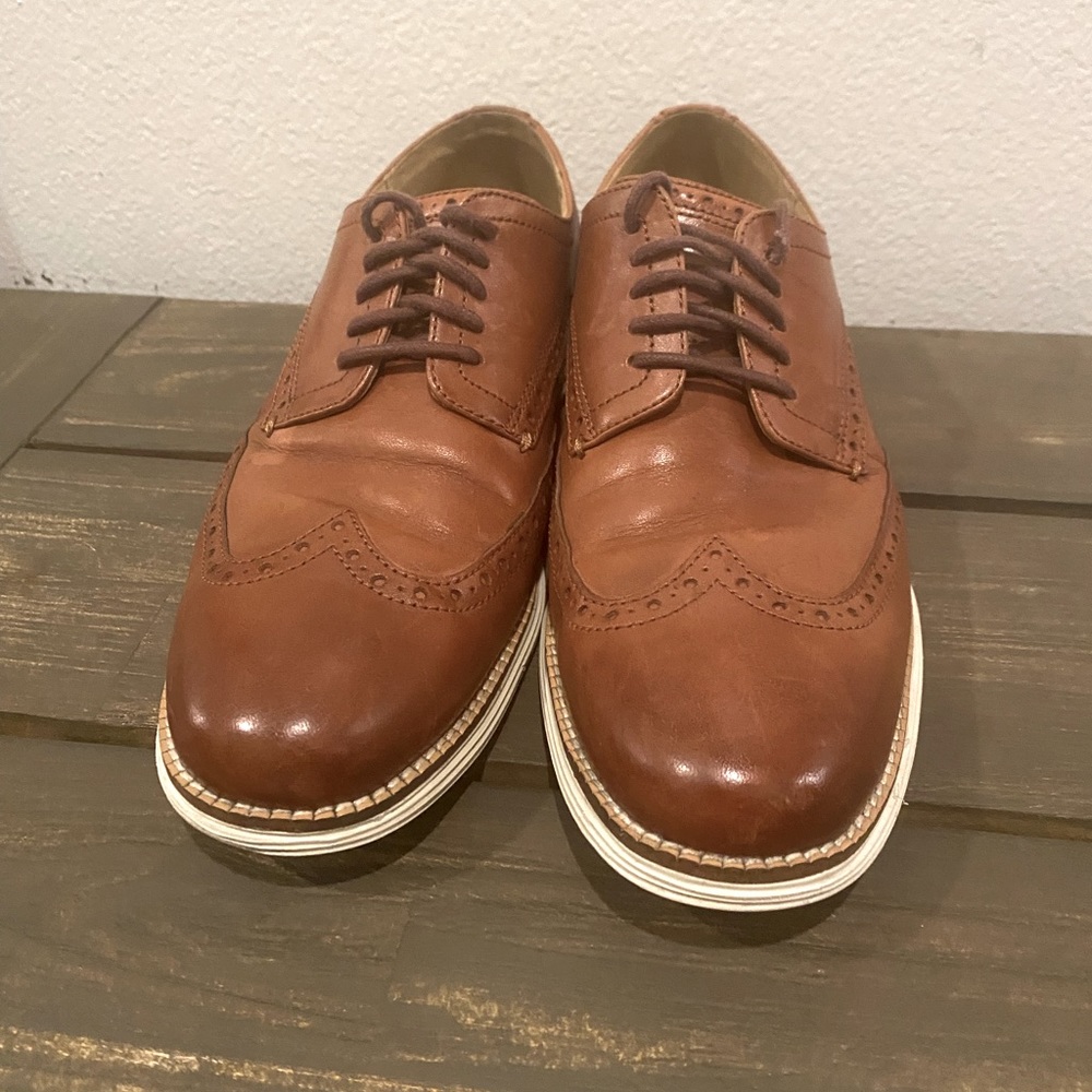 Cole Haan Men's OriginalGrand Wingtip Oxford Brown Leather 8.5M